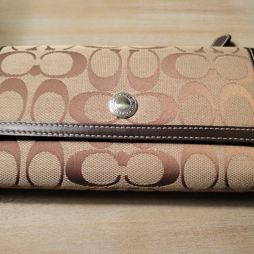 Coach Checkbook Wallet